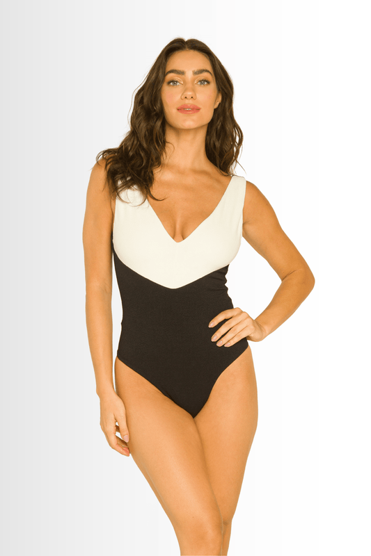 Jade One Piece - Black&White - Lilafrombrazil